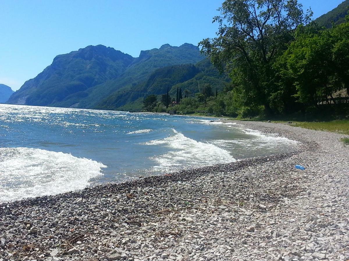Apartment A Lago Private Beach And Parking Oliveto Lario Exterior foto